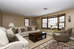 8 Housman St, Danbury, CT 06810 - Photo 7