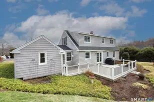 8 Housman St, Danbury, CT 06810 - Photo 3