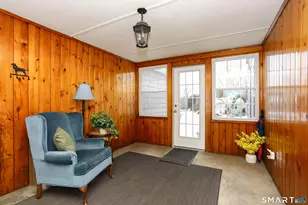 8 Housman St, Danbury, CT 06810 - Photo 5