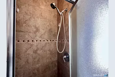 1082 Townsend Avenue #1st Floor, New Haven, CT 06512 - Photo 9