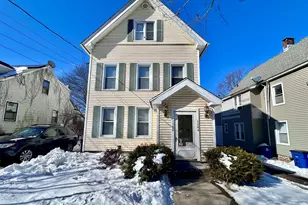 1082 Townsend Ave, New Haven, CT 06512 - Photo 1