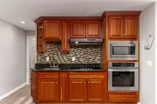 190 Elmwood Dr, Meriden, CT 06450 - Photo 21