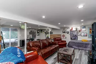 190 Elmwood Dr, Meriden, CT 06450 - Photo 31