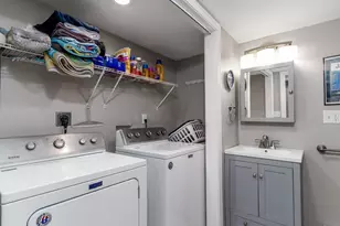 190 Elmwood Dr, Meriden, CT 06450 - Photo 29