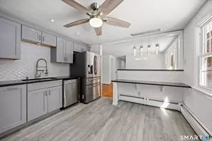 12 Bates Pl, Hartford, CT 06114 - Photo 3