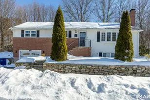 12 Bates Pl, Hartford, CT 06114 - Photo 1