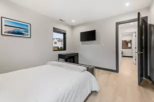 200 Hillspoint Rd, Westport, CT 06880 - Photo 21