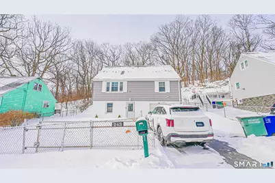 243 Sunshine Circle, Bridgeport, CT 06606 - Photo 1