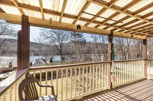 810 Roosevelt Dr, Derby, CT 06418 - Photo 33