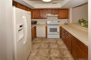 605 Spring Meadow Rd, South Windsor, CT 06074 - Photo 3