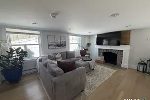 826 Dogburn Rd, Orange, CT 06477 - Photo 9