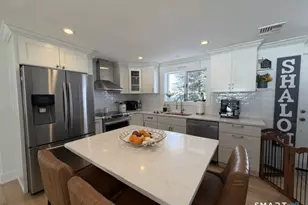 826 Dogburn Rd, Orange, CT 06477 - Photo 23