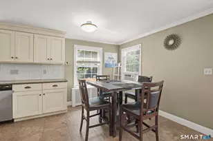 22 Beverly Rd, Trumbull, CT 06611 - Photo 7