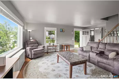 22 Beverly Road, Trumbull, CT 06611 - Photo 3