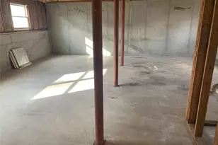 44 Elizabeth St, Kent, CT 06875 - Photo 9