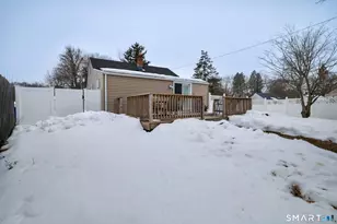 6 Norwich Ln, East Hartford, CT 06118 - Photo 31