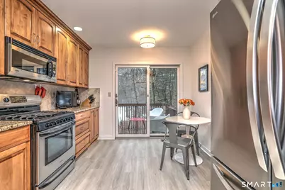 690 Forest Road #651, West Haven, CT 06516 - Photo 19