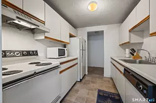 14 Newtown Rd, Danbury, CT 06810 - Photo 3