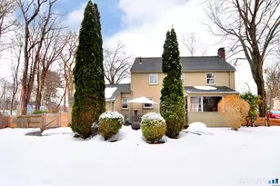 22 Tunxis Rd, West Hartford, CT 06107 - Photo 3