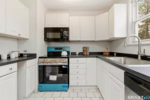 134 Morningside Dr E, Bristol, CT 06010 - Photo 15