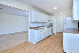 49 Southport Woods Drive, Fairfield, CT 06890 - Photo 9