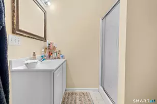 22 Neagle St, Naugatuck, CT 06770 - Photo 7