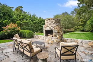 1380 Old Academy Rd, Fairfield, CT 06824 - Photo 35