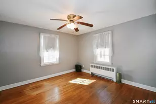 86 Doane St, Manchester, CT 06042 - Photo 9