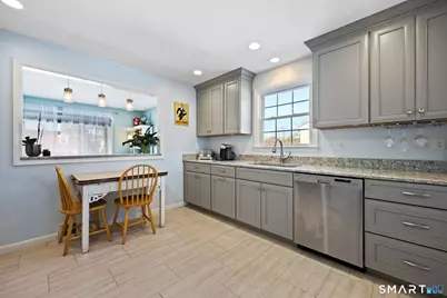 23 Warner Avenue, West Haven, CT 06516 - Photo 7