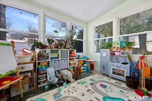 23 Warner Ave, West Haven, CT 06516 - Photo 13