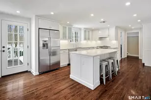 35 Joanne Ln, Weston, CT 06883 - Photo 3