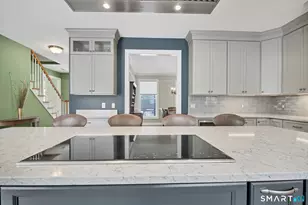 11 Catbird Ln, East Lyme, CT 06333 - Photo 17