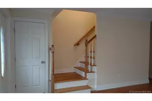 1 Hamilton St, New London, CT 06320 - Photo 3