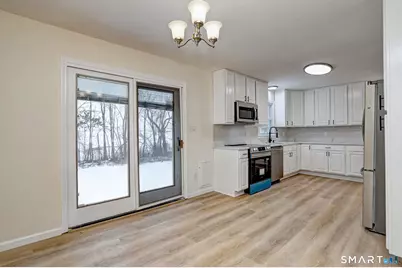 541 Hill Street, Hamden, CT 06514 - Photo 9