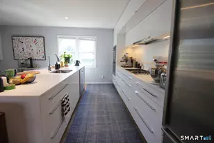 83 Quinlan Ave, Bridgeport, CT 06605 - Photo 5