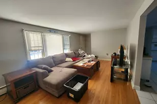 134 Mountain Rd, Windsor, CT 06095 - Photo 3