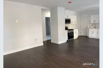 666 Capitol Avenue #2, Bridgeport, CT 06606 - Photo 9