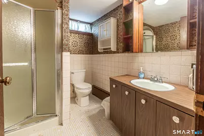 25 Nesbit Avenue, West Hartford, CT 06119 - Photo 21