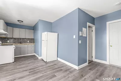 1322 Stratford Avenue, Bridgeport, CT 06607 - Photo 21