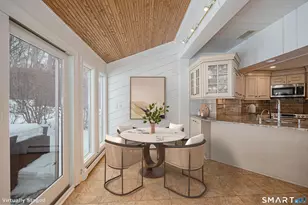 25 Powder Horn Hill Rd, Wilton, CT 06897 - Photo 7