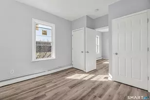 1220 Pembroke St, Bridgeport, CT 06608 - Photo 11