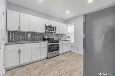 1220 Pembroke Street, Bridgeport, CT 06608 - Photo 17