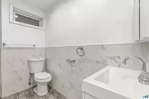 1220 Pembroke St, Bridgeport, CT 06608 - Photo 9