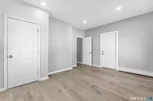 1220 Pembroke St, Bridgeport, CT 06608 - Photo 21