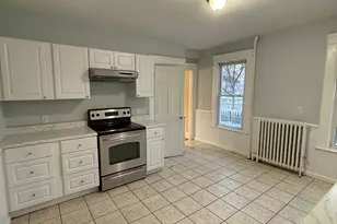 256 Center St, West Haven, CT 06516 - Photo 3