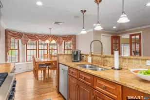 243 Terry Rd, Hartford, CT 06105 - Photo 13