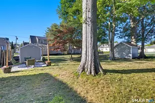 18 St James St, West Hartford, CT 06119 - Photo 31