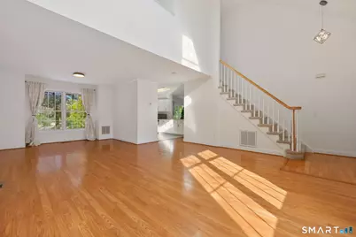 2 Village Court #2, Wilton, CT 06897 - Photo 3