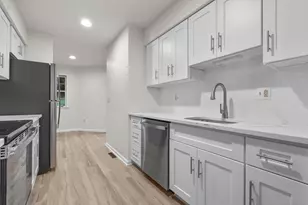 98 Crown Ridge, Newington, CT 06111 - Photo 11