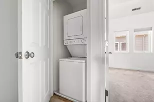 2660 North Ave, Bridgeport, CT 06604 - Photo 17